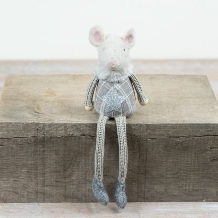 27cm sitting mouse ornament with soft felt and timeless holiday details.