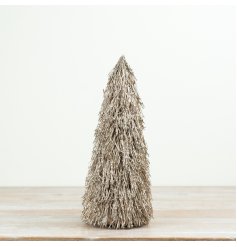 This 31.5cm decorative twig tree features a sparkling glitter finish that reflects the light beautifully.