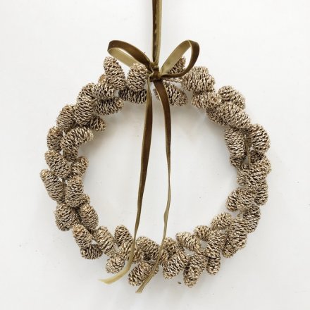 Champagne Pinecone Wreath, 24cm