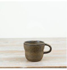 Introduce earthy, artisan character to your range with this rustic stoneware mug.