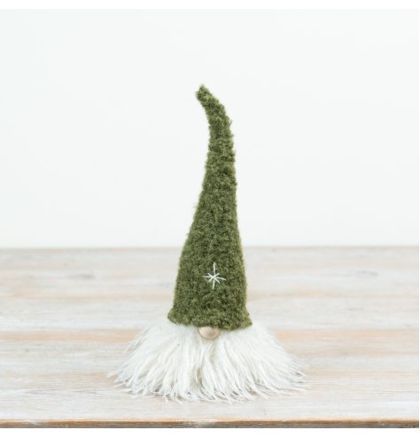 Bring festive charm with this cute standing gonk decoration, inspired by Scandinavian style.