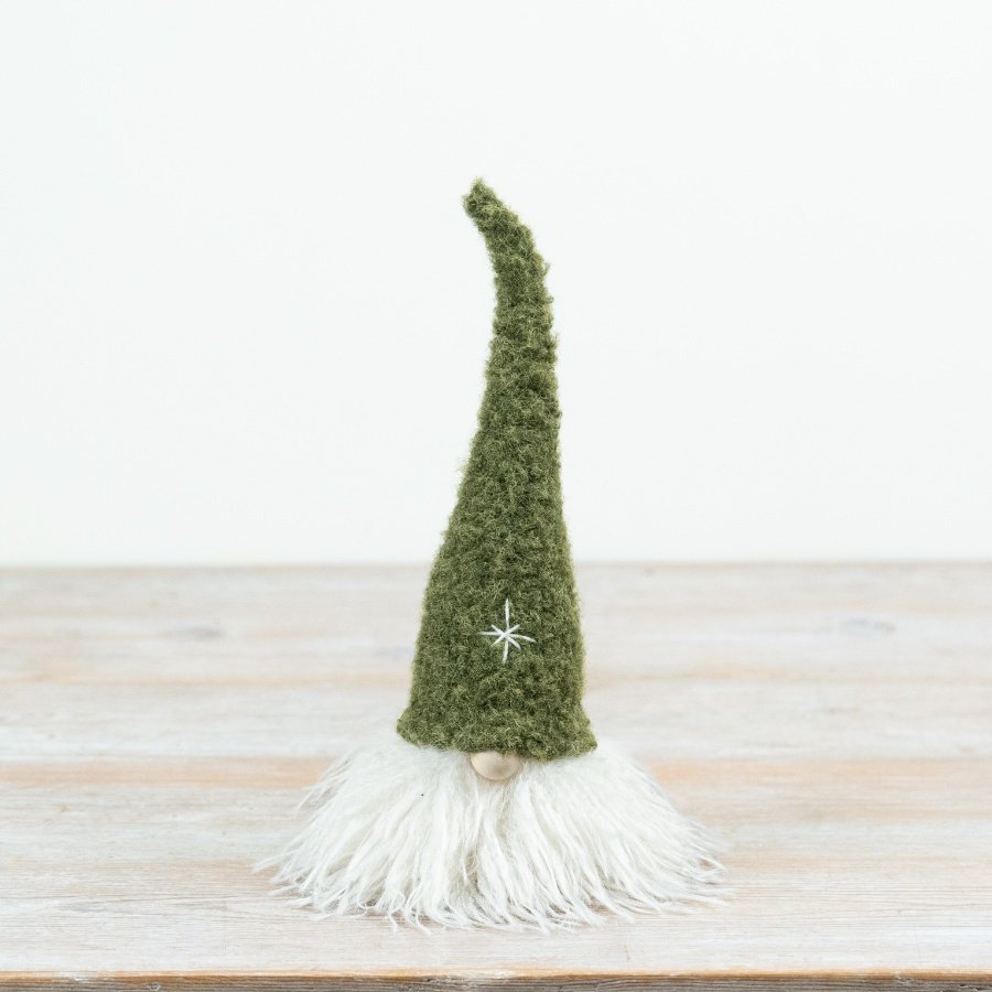 Bring a touch of Nordic charm to seasonal displays with this delightful standing gonk decoration.