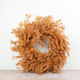 Designed with layered branches and dense berry detailing