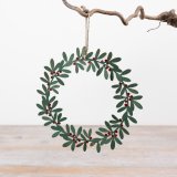 Add a refined, natural feel to your seasonal decor with this stylish metal wreath hanger.