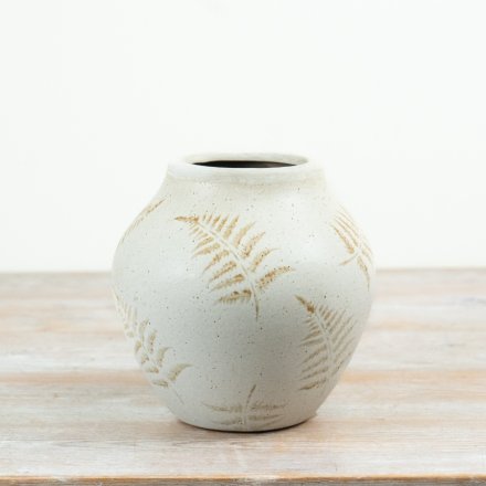 Stylish ceramic vase ideal for displaying fresh or dried blooms.