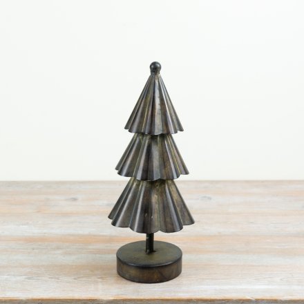 35cm Rustic Metal Holiday Tree