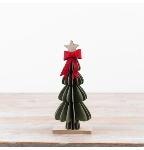 Bring festive charm to any space with this elegant and stylish tree decoration.