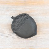 add some stylish deco to your autumnal get up with this trinket dish 