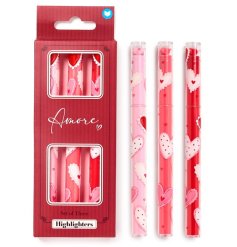 Brighten your notes with the Amore Heart Pop Top Highlighter Pen Set