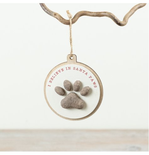 Bring holiday joy with this adorable 3D "I Believe In Santa Paws" hanging decoration.
