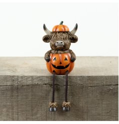 Bring autumn charm with the Rsn Halloween Highland Cow Pumpkin Shelf Sitter for festive decor.