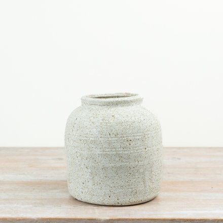 a charming simple vase 