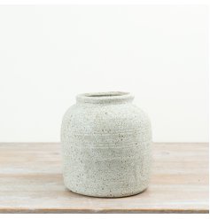 a charming simple vase 