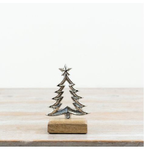 Miniature ornament for trees