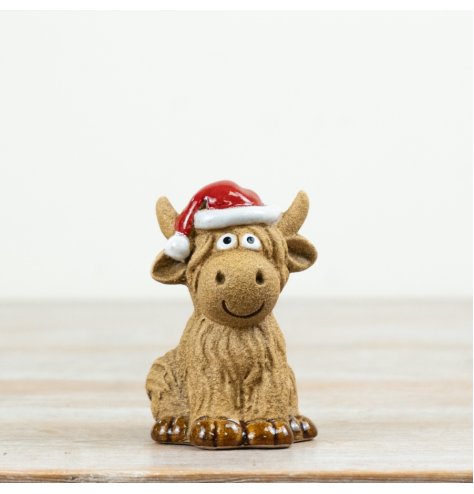 10cm ceramic Highland cow figurine from the Rosy Eyes series