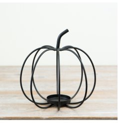 add some fun to your seasonal deco with this pumpkin 