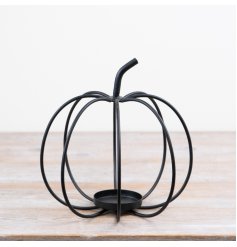 add some fun to your seasonal deco with this pumpkin 