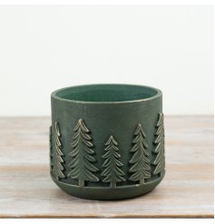 Bring rustic woodland styling to your range with this forest green cement planter.