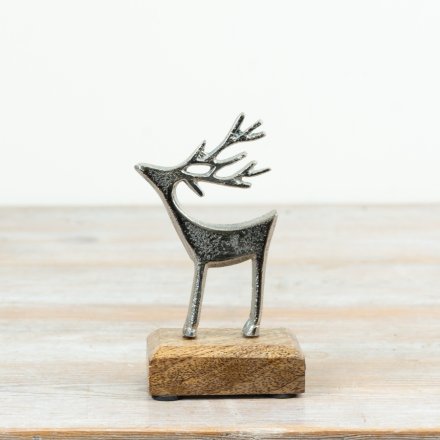 14cm Reindeer Christmas Ornament on Wooden Base