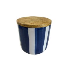 Brighten your kitchen with this 10cm storage jar featuring a charming blue fish design.