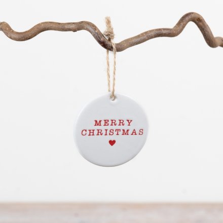 Bring a classic holiday charm to your home with this delightful festive hanger.