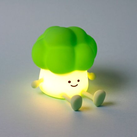 Playful night light featuring a broccoli motif for a cozy glow.