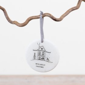 Bring a warm festive touch to seasonal displays with this elegant marble hanging decoration.