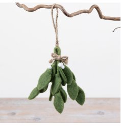 Adorable hanger made from felt material