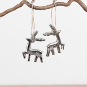 Bring holiday charm with this graceful Silver Reindeer ornament.