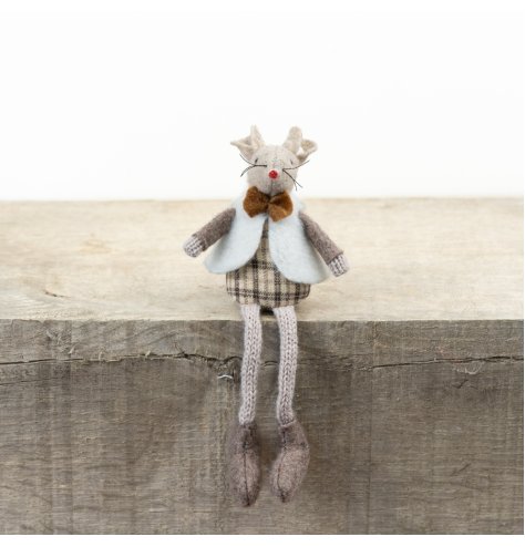 Bring rustic woodland charm to your decor with this adorable mouse shelf sitter, perfect for the season.