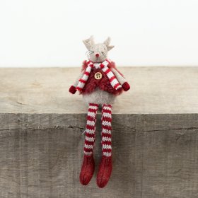 A charming addition to festive collections, this soft fabric mouse is designed to bring warmth and character to seasonal