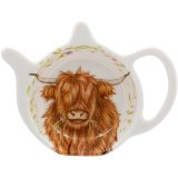 Add rustic Scottish charm to your kitchen with this delightful Highland Cow Teabag Tidy