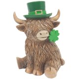 Add cozy countryside charm with the Highland Cow Lucky Boy Deco