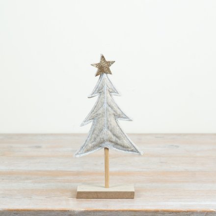 Lovely 25cm white felt tree standing on a solid MDF base.