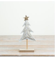 Lovely 25cm white felt tree standing on a solid MDF base.