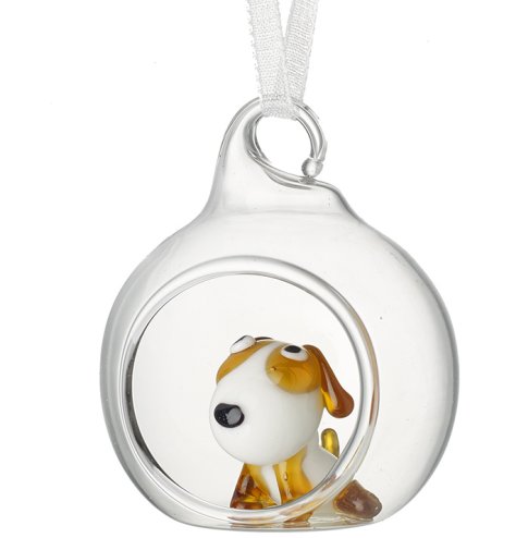 Bring festive charm to your holiday with this beautiful Glass Dog Bauble.