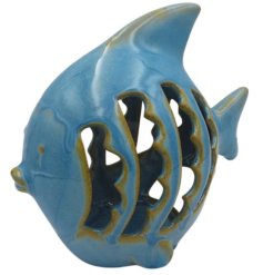 Bring seaside style home with this charming Fish Tea-Light Holder.