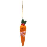 Delightful carrot-themed tree decoration perfect for celebrating mum's special day