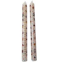 Brighten your holidays with the delightful 26cm Robin Advent Candle.