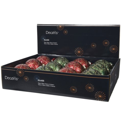 Enhance your festive décor with this elegant silver-inside glass bauble featuring a delicate floral design.