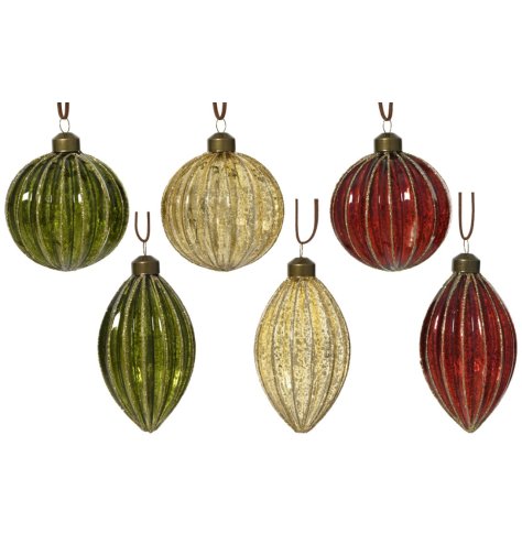 Deck your Christmas tree with these stunning gold glass baubles for a sparkling festive touch.