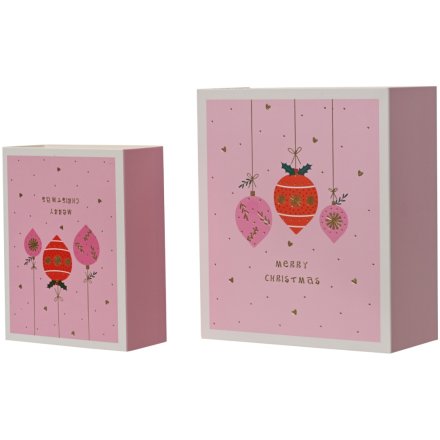 Enjoy the holiday spirit with our Merry Christmas Bauble Giftbox, perfect for festive cheer!