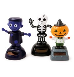 Illuminate your garden with spooky charm! The Frankenstein, Skeleton & Pumpkin Head Solar Pals 