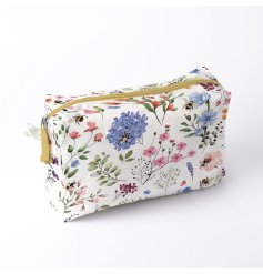 Chic and roomy, the Nectar Meadows Medium Toiletry Makeup bag is perfect for all your essentials.