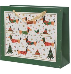Give gifts with love using this eco-friendly Dachshund-themed gift bag, perfect for charming presentations.