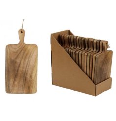 Elegant wooden chopping board ideal for all your daily kitchen needs.