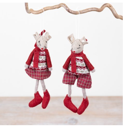 A mix of 2 charming felt mice decorations, featuring a lovely Nordic-inspired design.