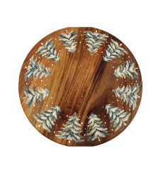 Add seasonal elegance to your table with this 35cm Winter Forest Lazy Susan