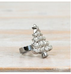 Charming silver tree napkin ring to bring a festive sparkle to your Christmas table