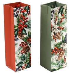 This berry-themed wine bottle bag makes an ideal festive gift for any wine enthusiast.